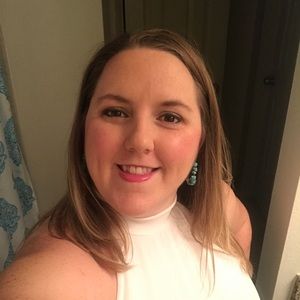 Meet your Posher, Catherine